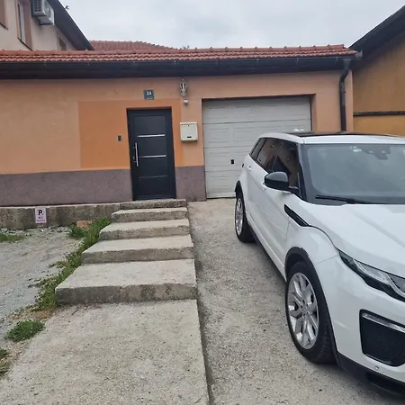 公寓 Irma 塞拉耶佛